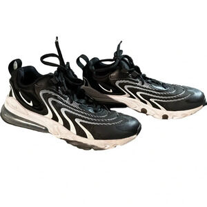 Nike Air Max 270 ENG Black & White Size 7